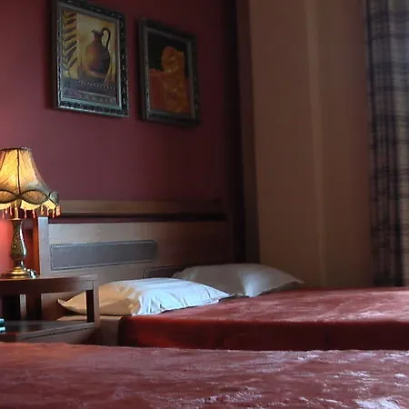 Hotel Pelli