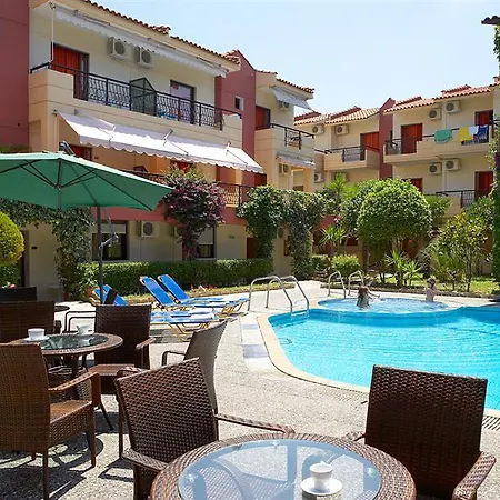 Pelli Hotel