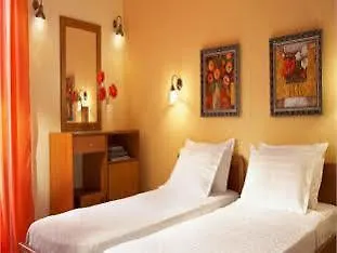 Hotel Pelli