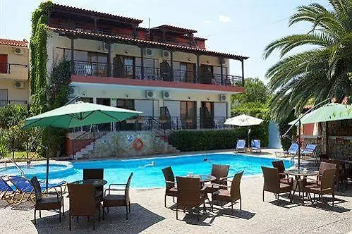 Hotel Pelli