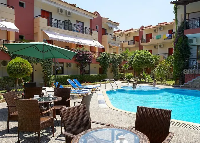 Pelli Hotel