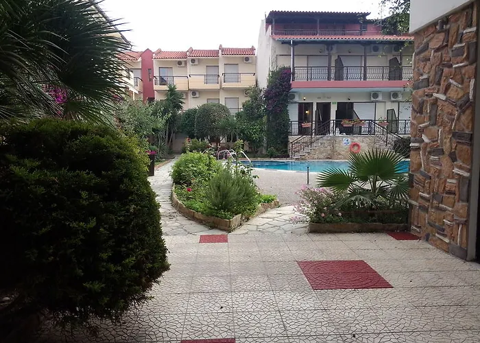Hotel Pelli