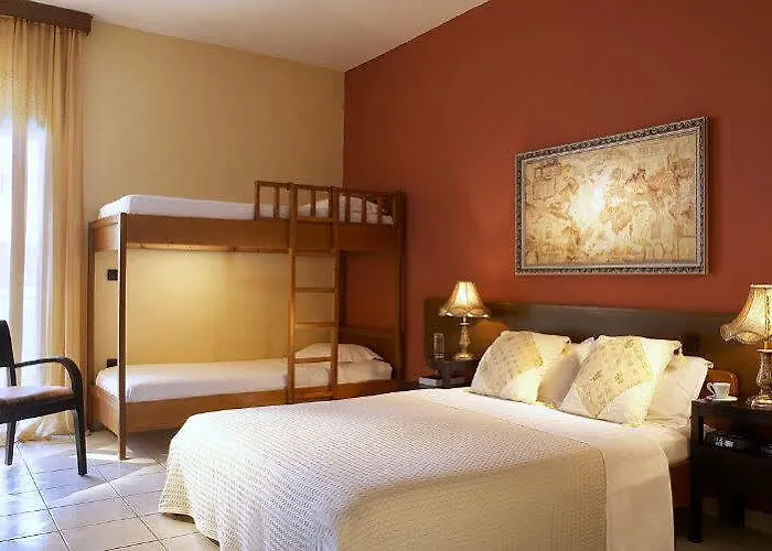 Hotel Pelli 3*